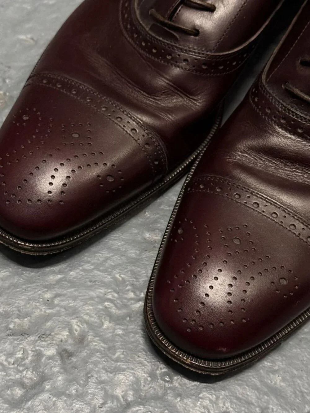 SALVATORE FERRAGAMO BROWN WINGTIP LEATHER SHOES LAVORAZIONE ORIGINALE